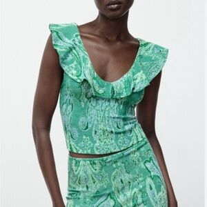 Zara Green Paisley Ruffle Crop Top NWT Size Small